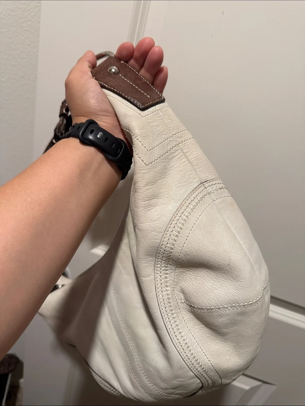 Coach Vintage Bone Hobo bag